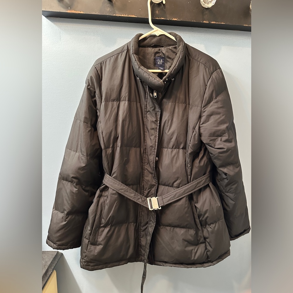Gap Maternity Black Puffer Jacket Coat w Belt Size XL 
Size XL